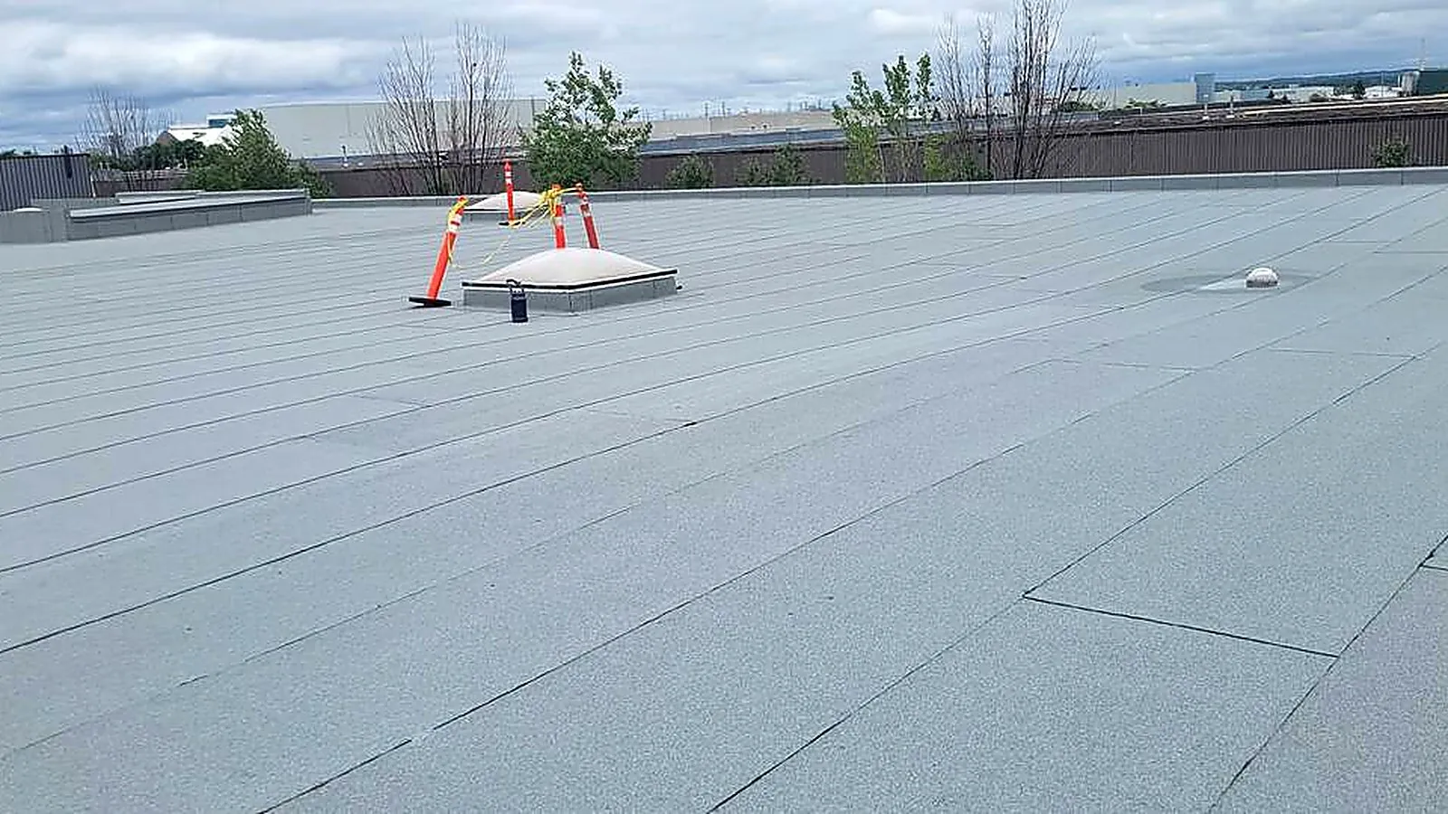 Skylight installation on a flat roof